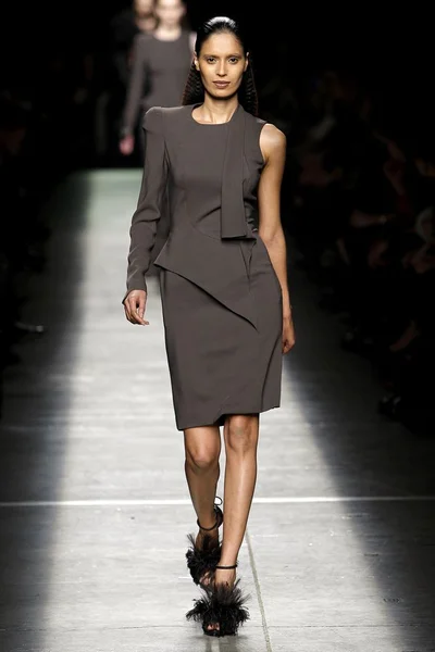 Look 5